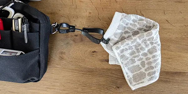 グローブクリップでハンカチを止める|現場道具|整理収納
